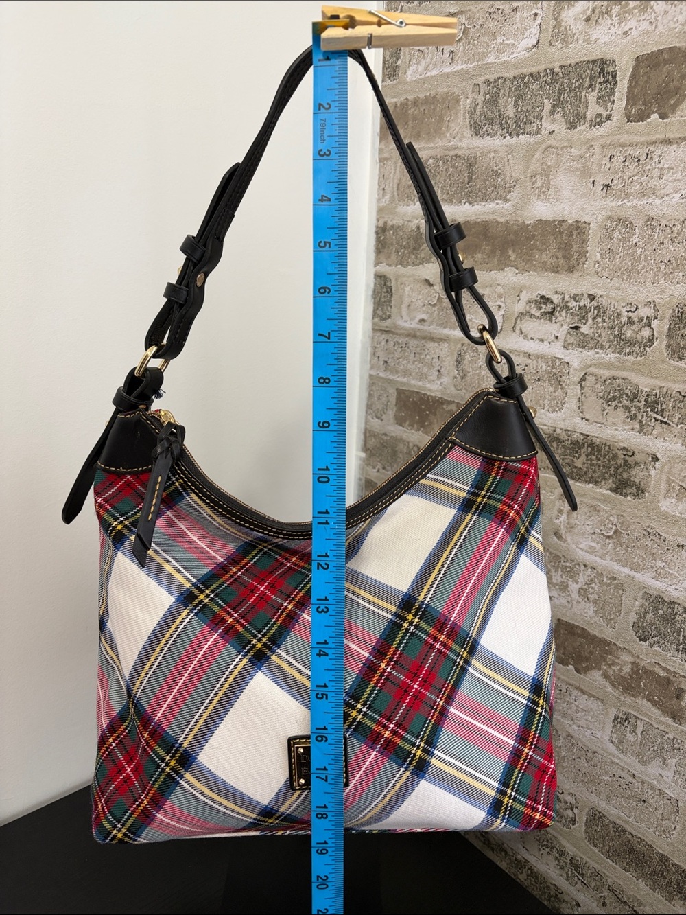 NWT Dooney & Bourke White Multi Plaid Shoulder Bag with Black Trim - Picture 10 of 15